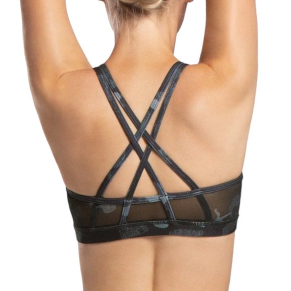 Wear It To Heart WITH lot of 3 camo strappy gym bra biker shorts and tank XS/S - Picture 8 of 8